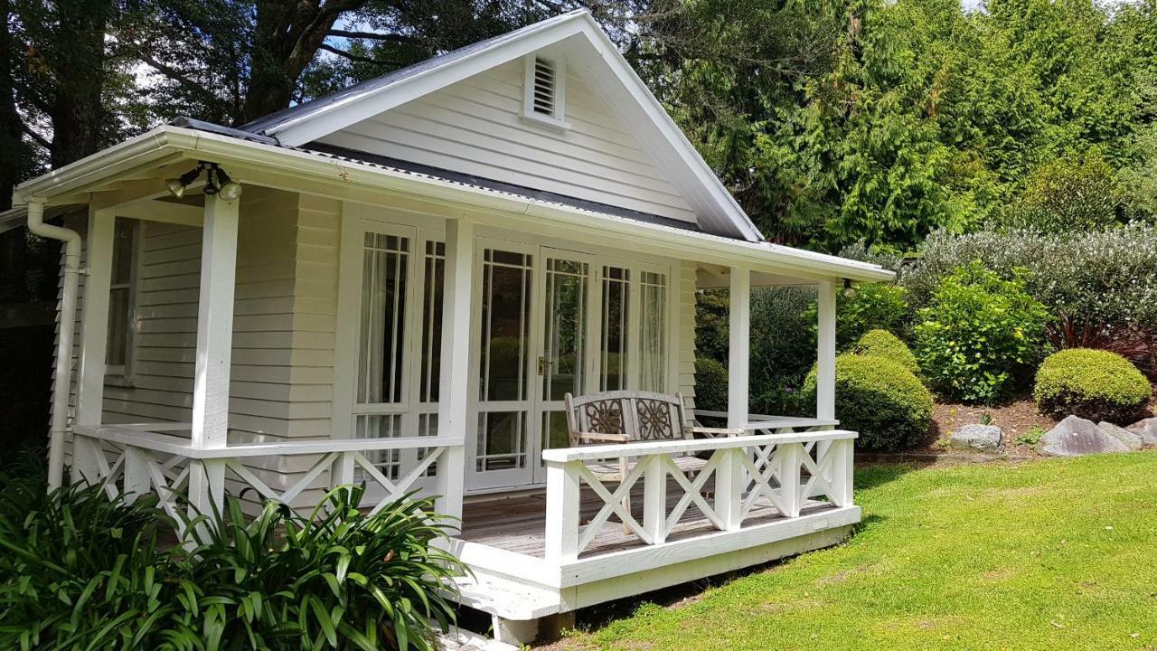 Centennial House Tauposee Exterior foto